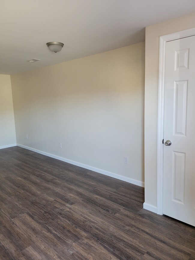 Building Photo - 503 Marietta Ln