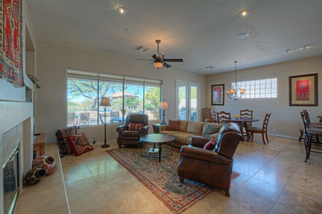 Foto del edificio - 7155 E Night Glow Cir