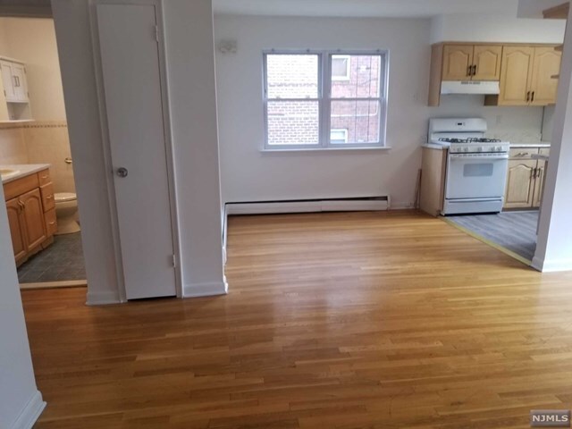 Building Photo - 1265 Inwood Terrace