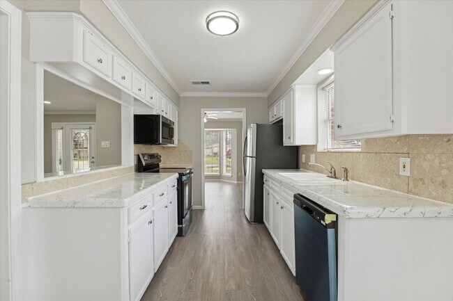 Foto del edificio - 23834 English Oak Dr