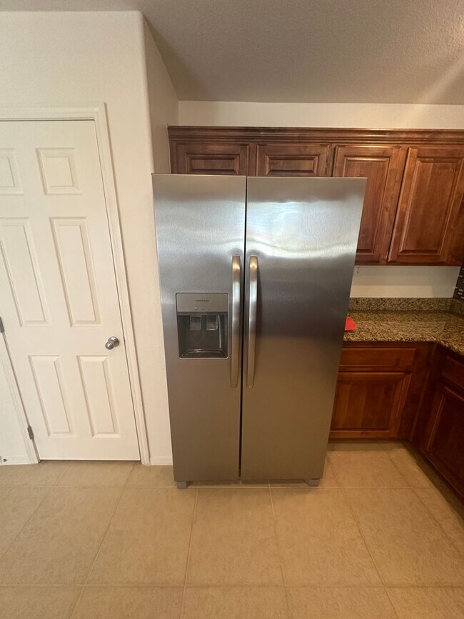 Foto del edificio - Nice home in SW section of LV