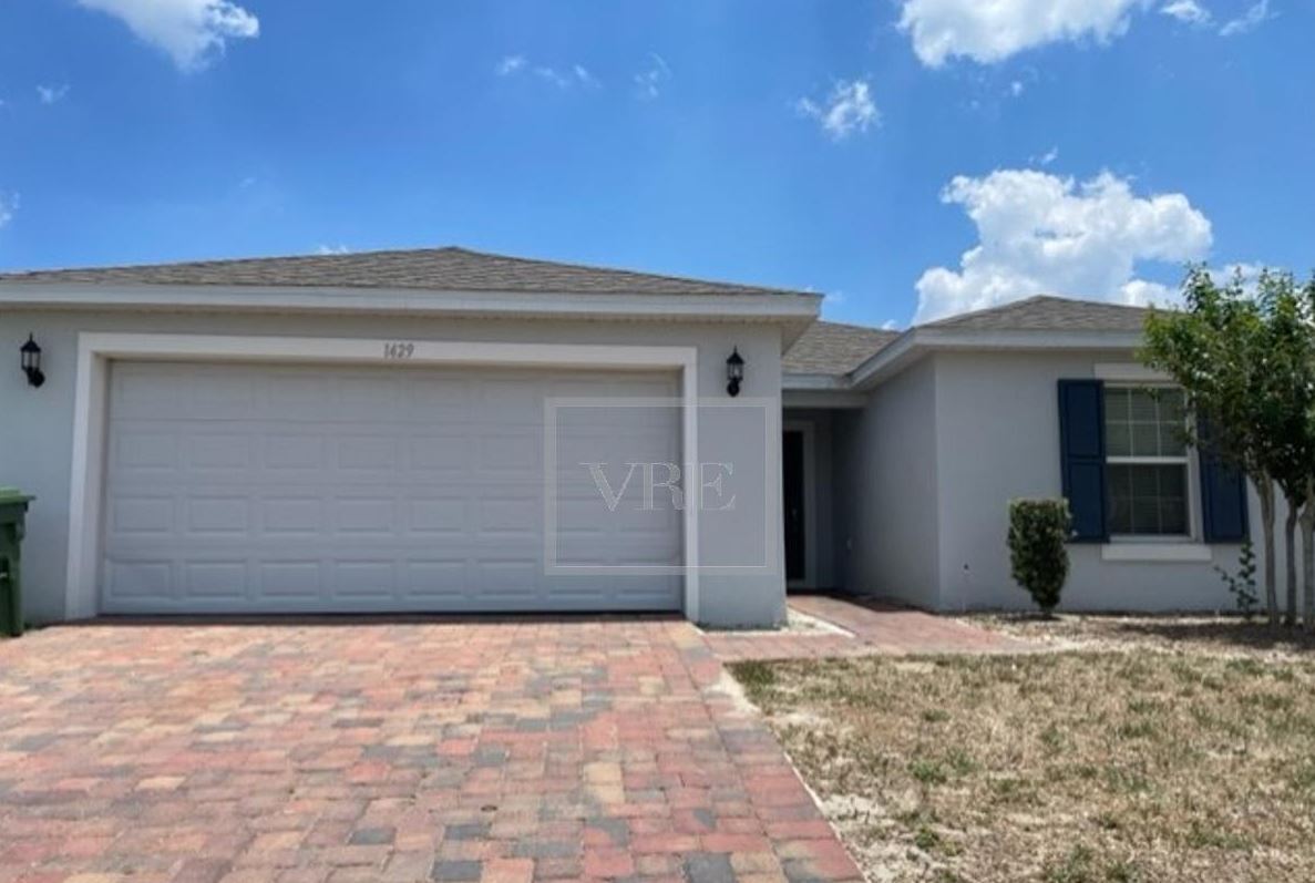 Foto principal - 1429 Lucerne Loop Road NE