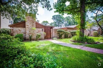 Building Photo - 12710 Shady Knoll Ln