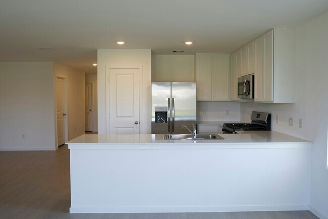 Building Photo - 26614 Pampas Grass Ln