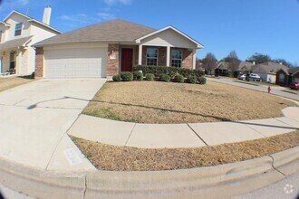 Building Photo - 2200 Bakers Way