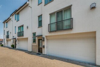 Building Photo - 3515 Normandy Ave