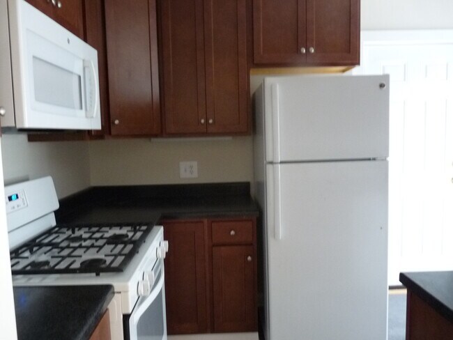 Foto del edificio - 3645 W Grace St