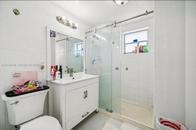 Foto del edificio - 20 SW 108th Ave