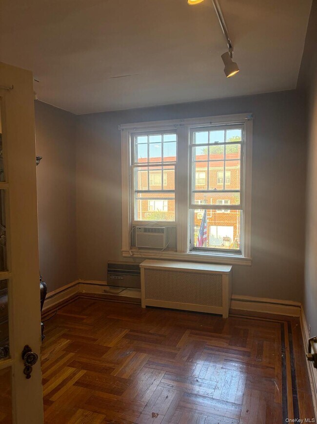 Foto del edificio - 31-34 79th St