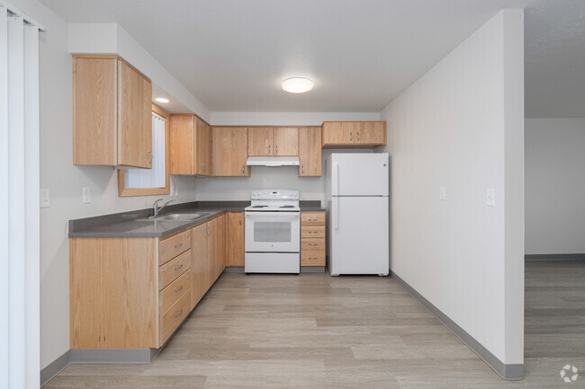 2BR, 1BA - 850SF - Kitchen - Marilann Terrace