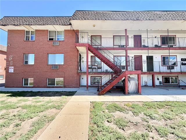 Building Photo - 1090 S Eliot St