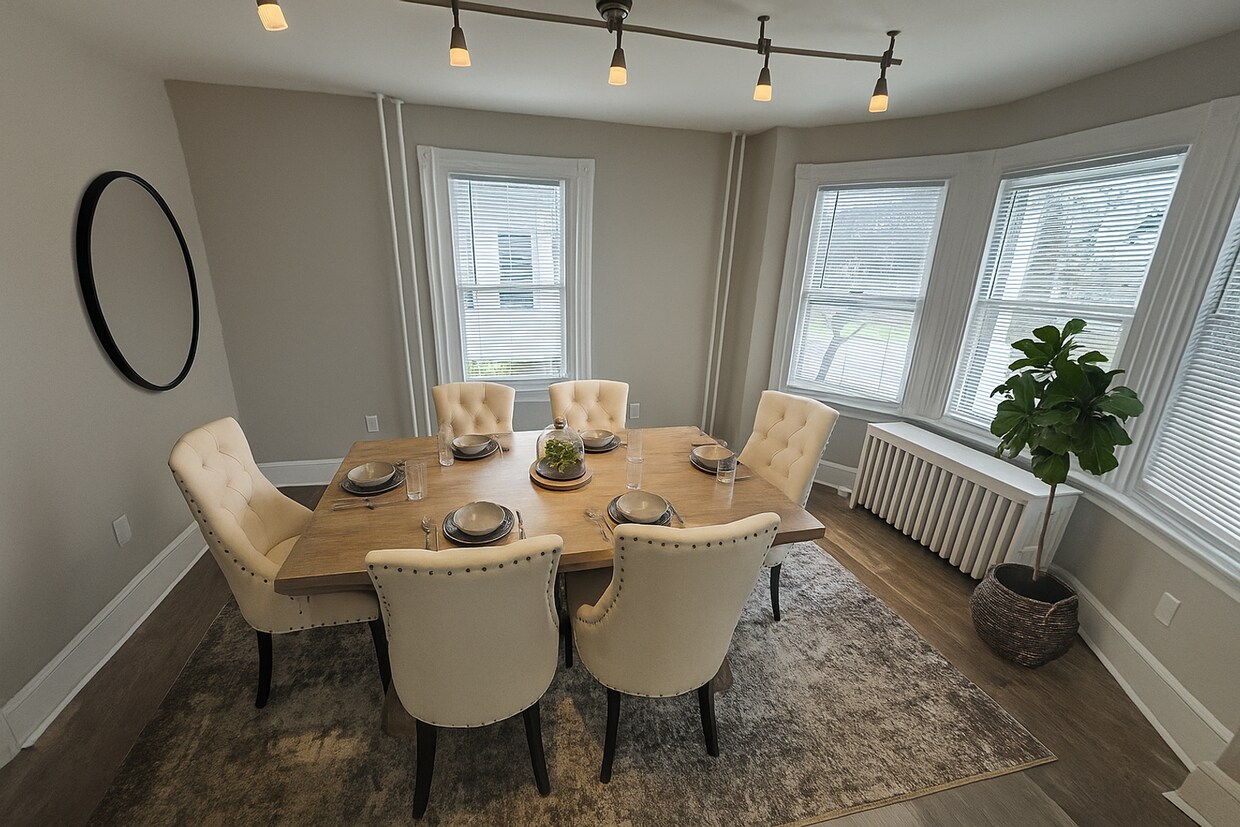 Foto principal - Single Family Home Available for Rent in t...