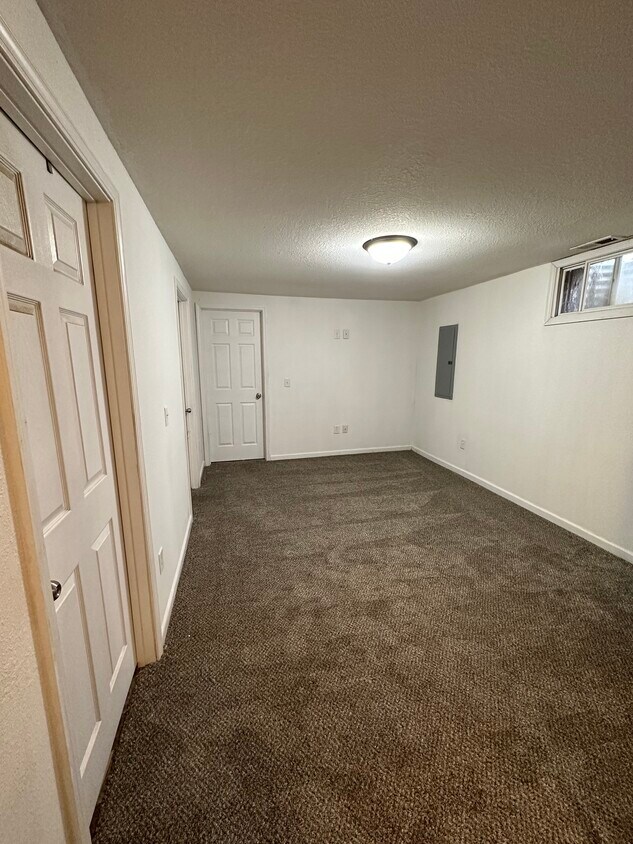 609 18th St SE, Minot, ND 58701 House Rental in Minot, ND