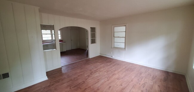 Foto del edificio - 3 Bedroom 1 Bathroom House