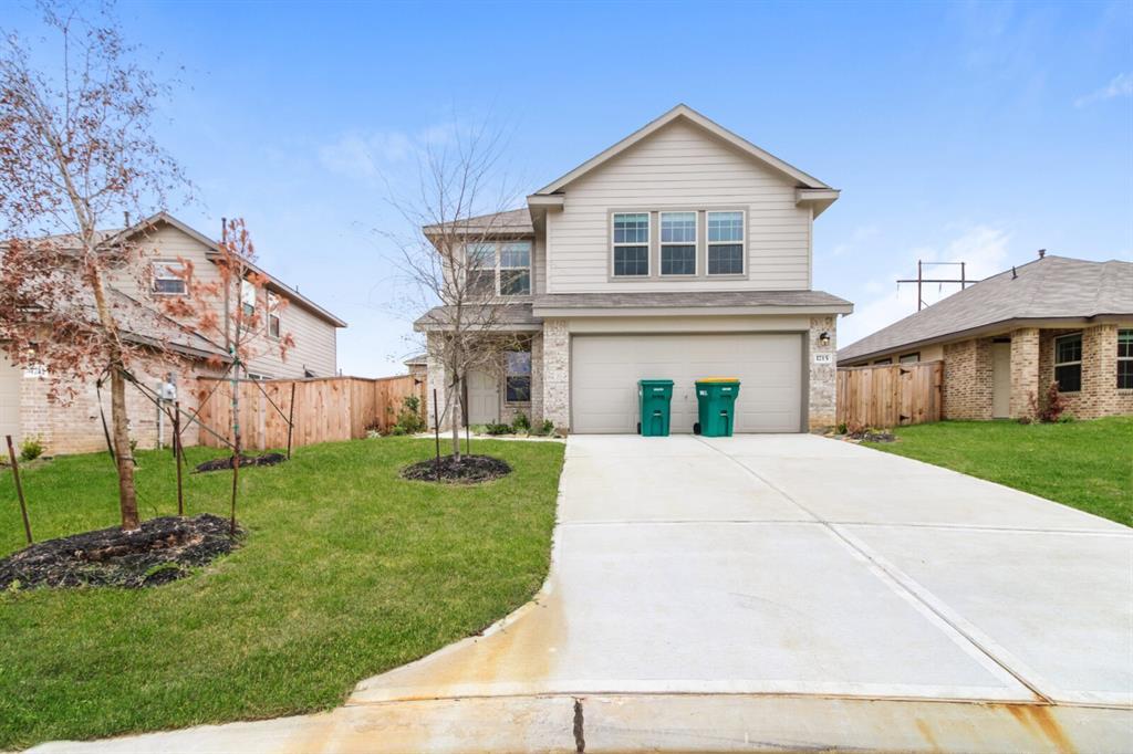 Primary Photo - 2300 Plantation Dr