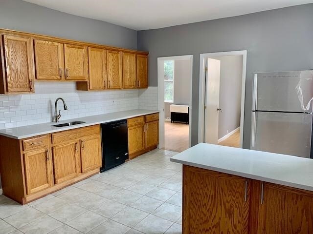 Building Photo - 44 E 18th St