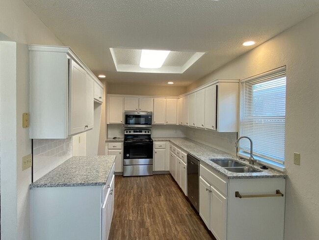 Photo - Edmond Schools - Newly Renovated 3 bedroom 2 bath House