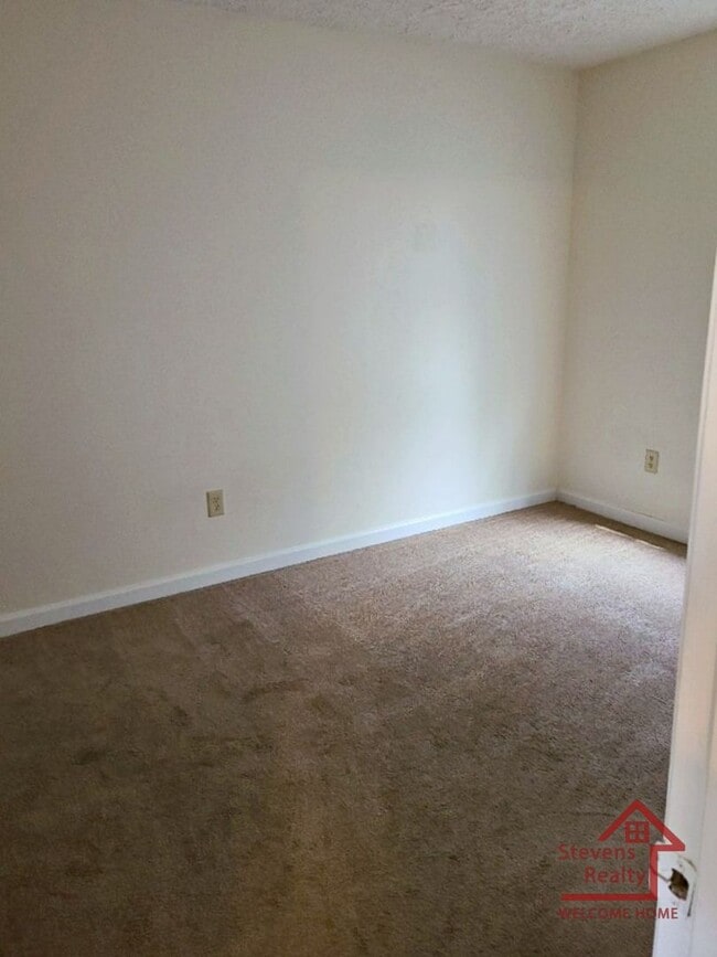 Foto del edificio - 220 Dogwood Pointe Dr