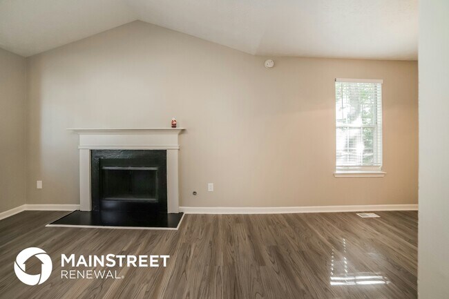 Building Photo - 3145 Medina Dr