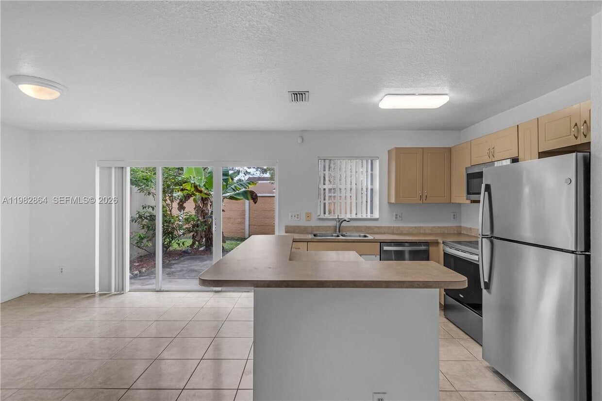 Photo - 2400 SW 87th Way na, Miramar, FL 33025