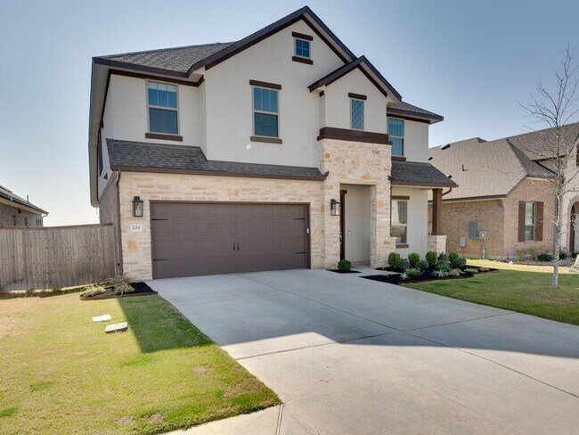 Building Photo - 721 Pinnacle View Dr