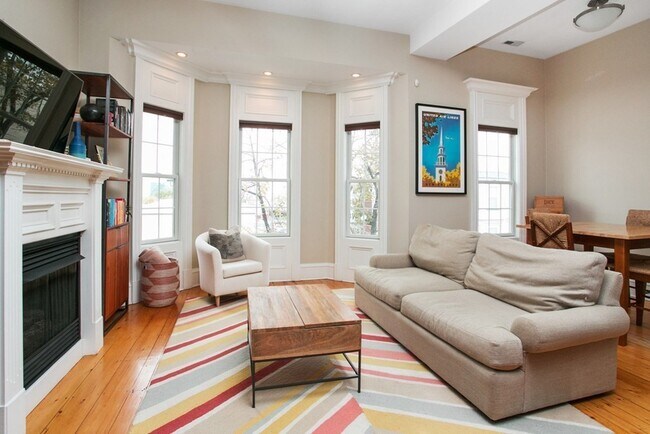 Foto del edificio - 703 E 4th St