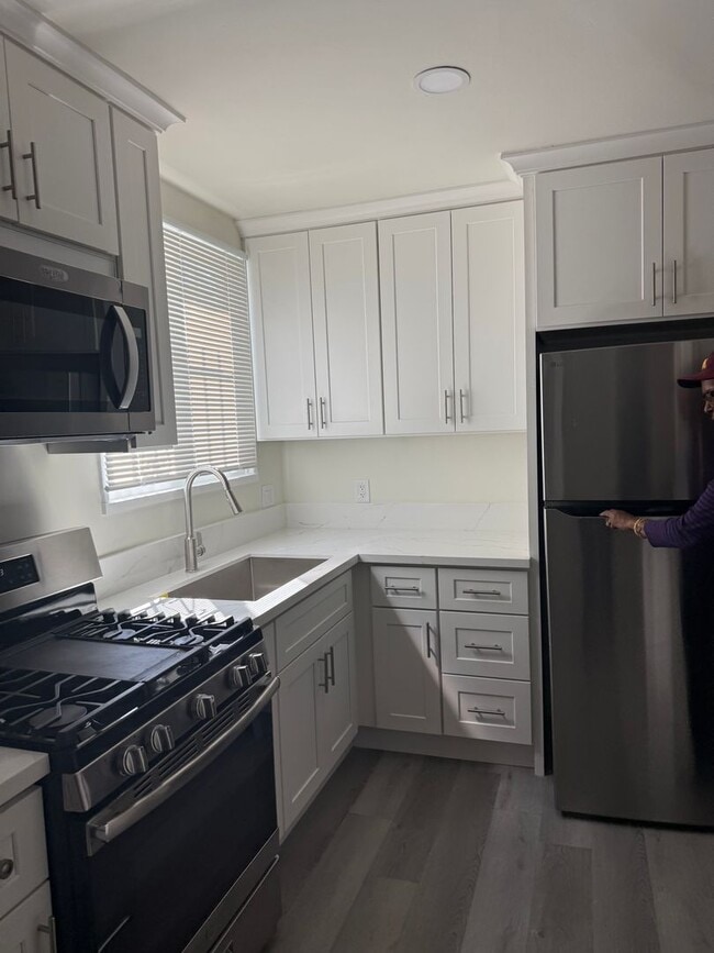 FOR RENT — COMPLETELY REMODELED Apartment - FOR RENT — COMPLETELY REMODELED Apartment