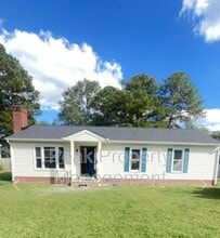 Building Photo - 10123 Molly Ln