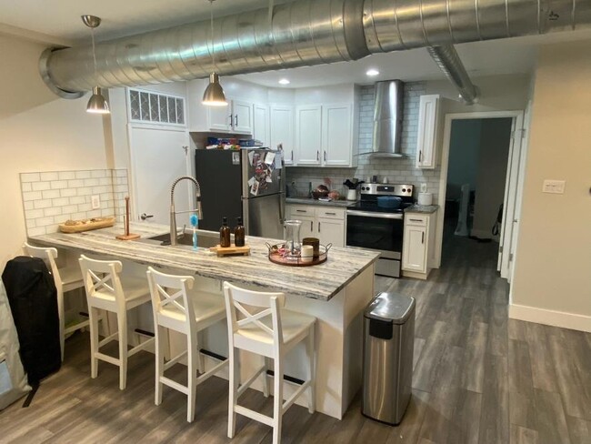Foto del edificio - 3001 Kendall St