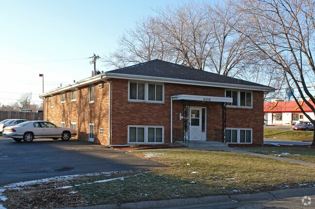 Building Photo - 4556 Tyler St NE