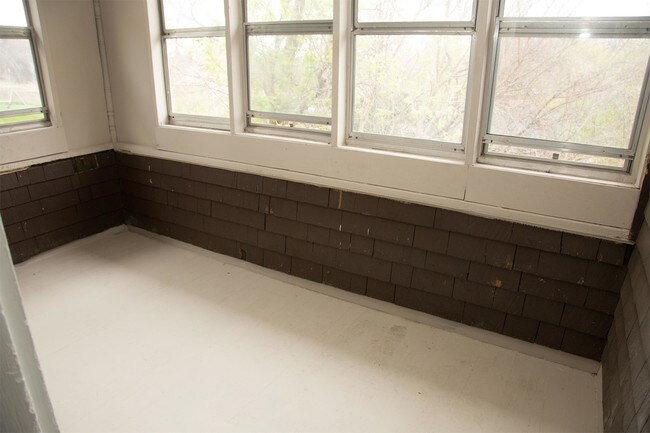 Foto del edificio - 702 Caledonia Pl