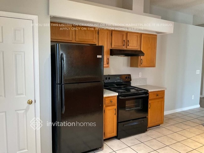 Foto del edificio - 13250 Companion Cir S