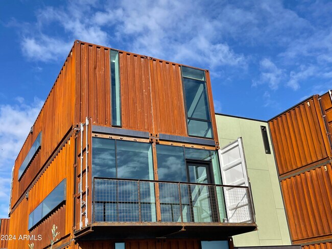 Foto del edificio - 1436 S Terrace Rd