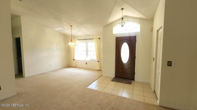 Building Photo - 31 Eastmoor Ln