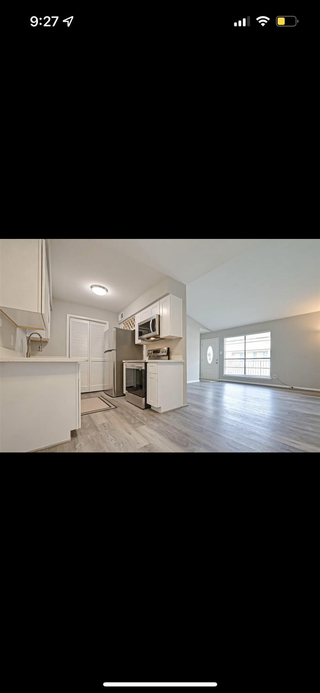 Foto del edificio - 8801 Hammerly Blvd