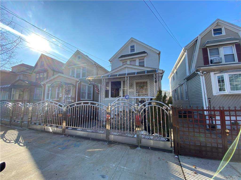 Primary Photo - 90-66 199th St