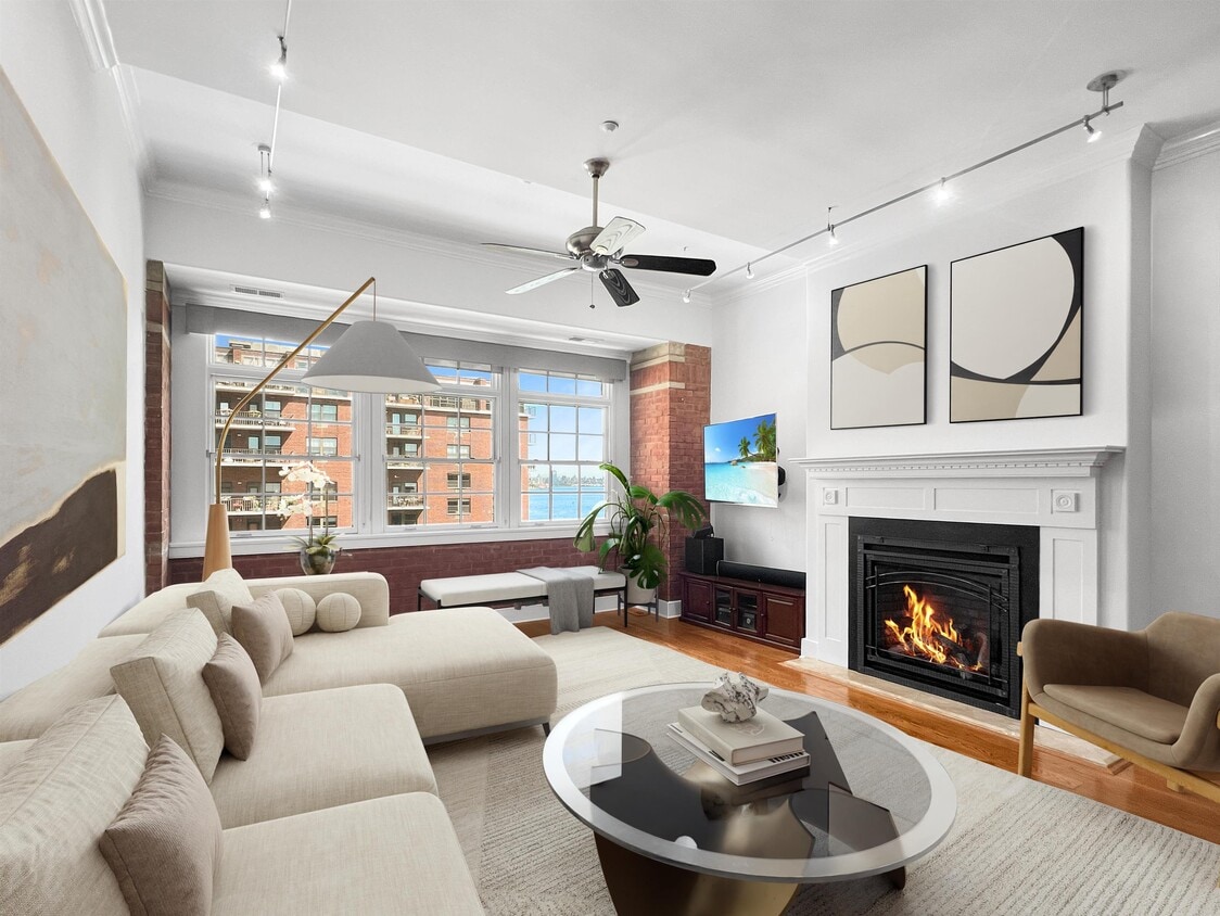 Primary Photo - 174 Washington St