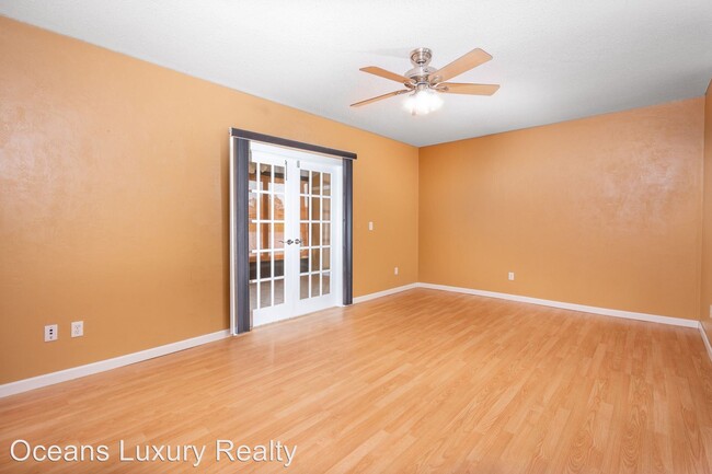 Building Photo - 2 br, 2 bath House - 176 E Baywood Sq