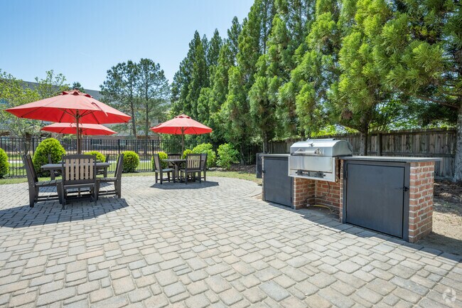 Estación de parrilla - Autumn Park Apartments