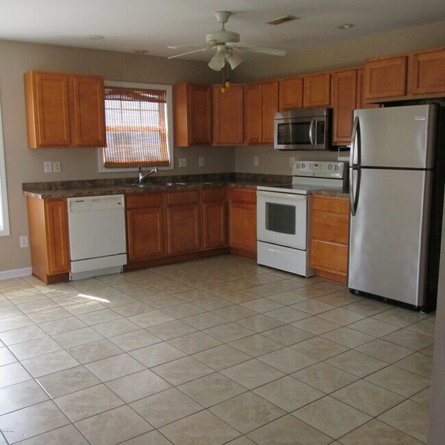 Building Photo - 125 Bur Oaks Blvd