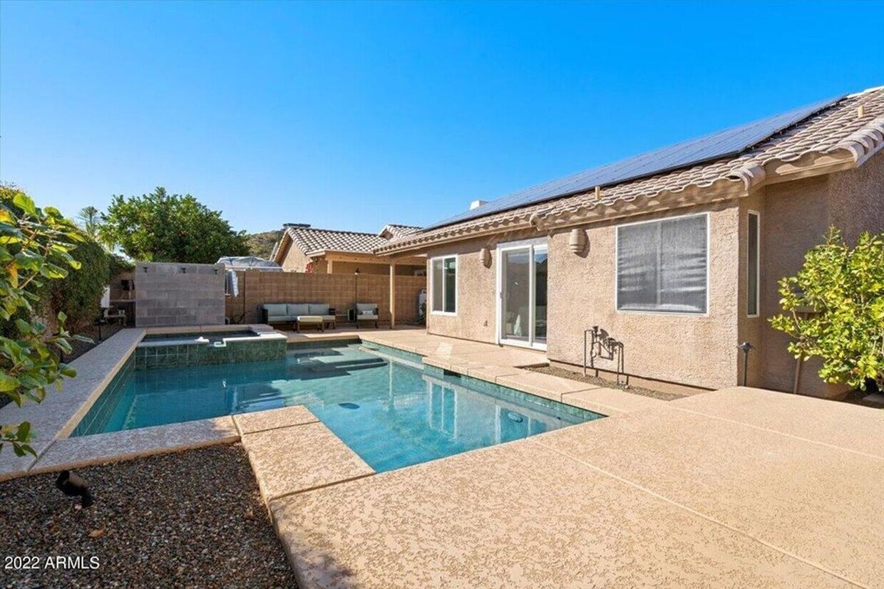 Foto principal - BEAUTIFUL NORTH PHX RENTAL PRIVATE POOL