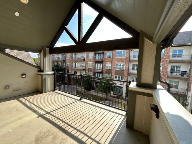 Building Photo - 2775 Yellow Jasmine Ln