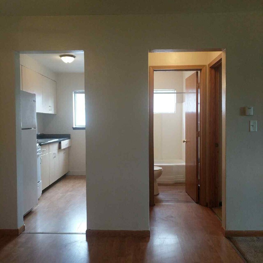 Foto principal - 1885 7th St E