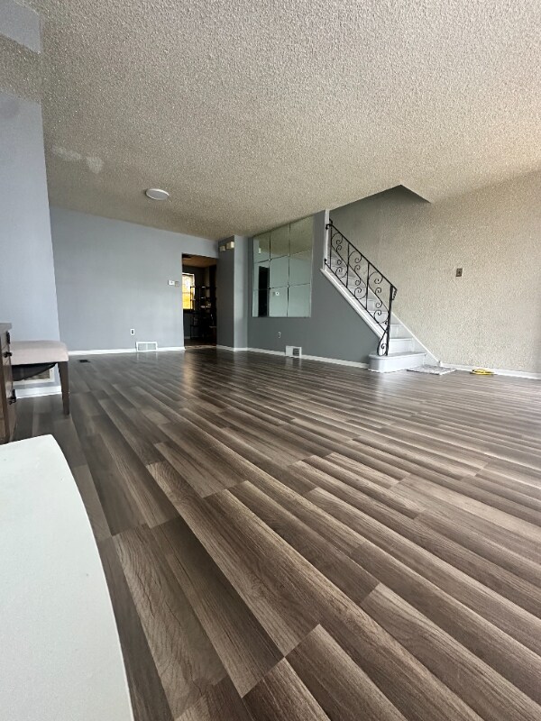 Building Photo - 8034 Chelwynde Ave