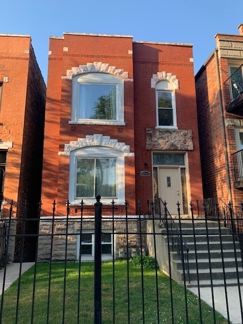 Foto principal - 2721 W Lexington St