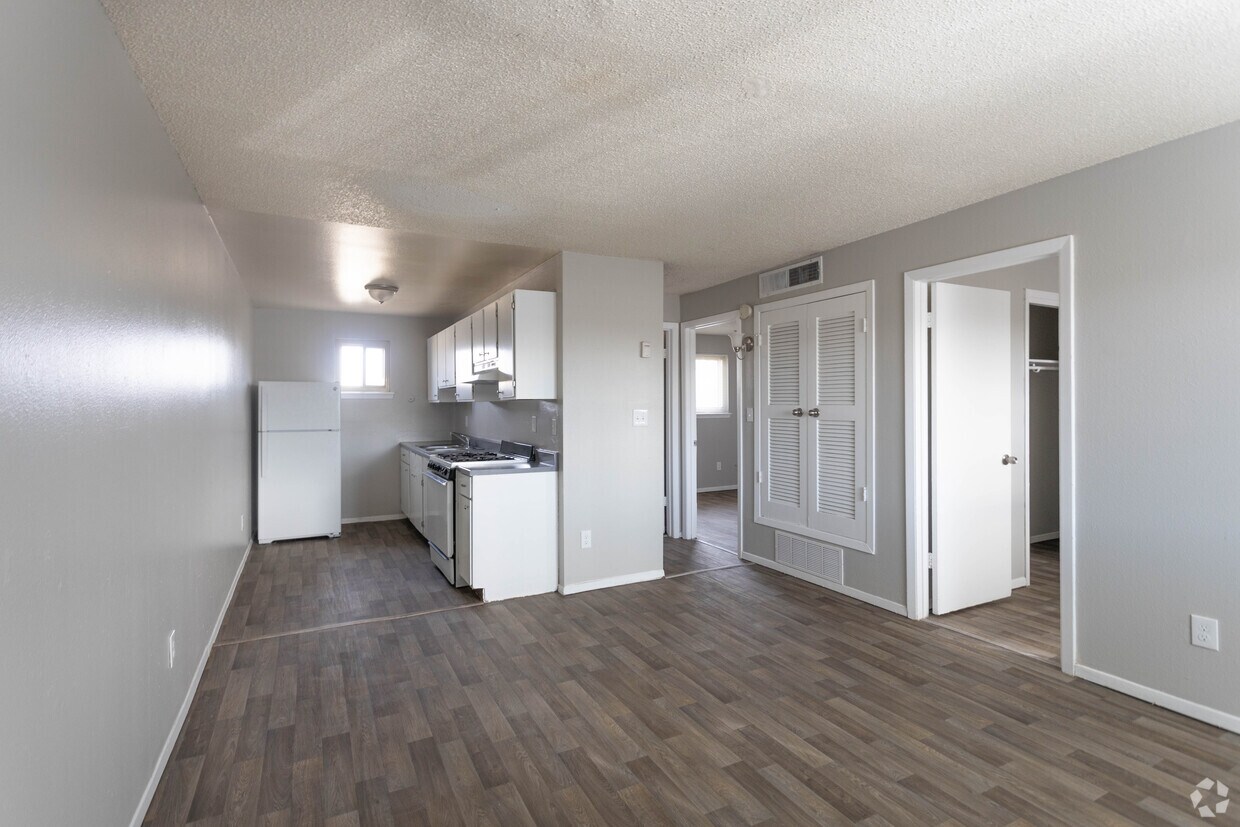 Carolina Village Apartments El Paso Tx Apartments Com