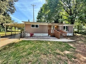 Building Photo - 3985 Dyes Inlet Ln NW