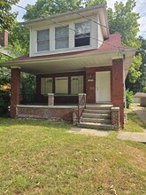 Building Photo - 1618 N Peoria Ave