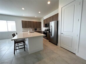 Building Photo - 5015 Frattina St.