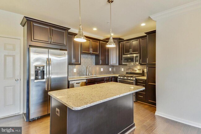 Foto del edificio - 43164 Wealdstone Terrace